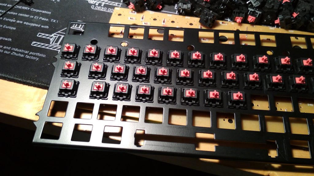 Making my mechanical keyboard quieter with pink (silent red) switches